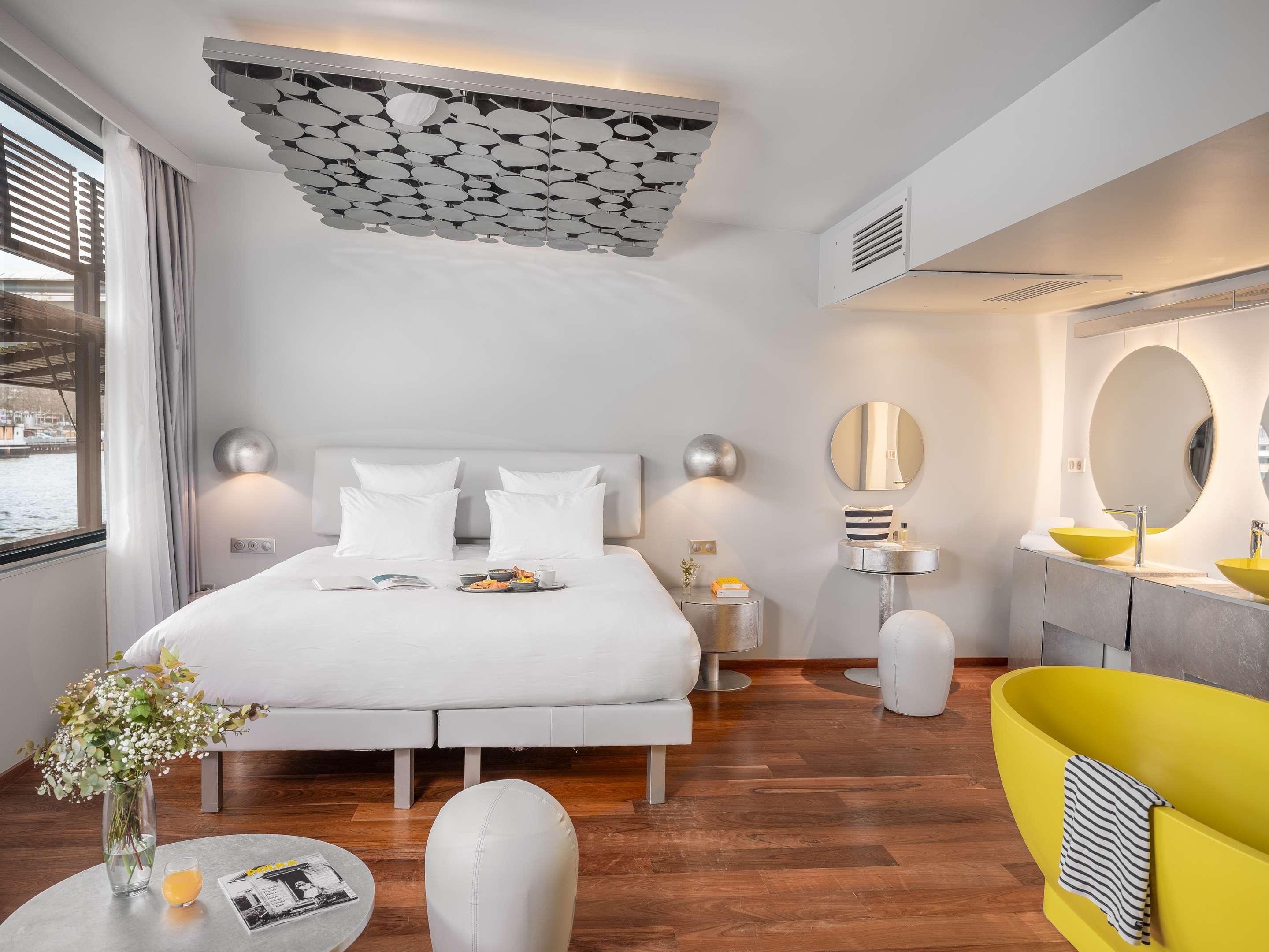Budget Hotel Room
