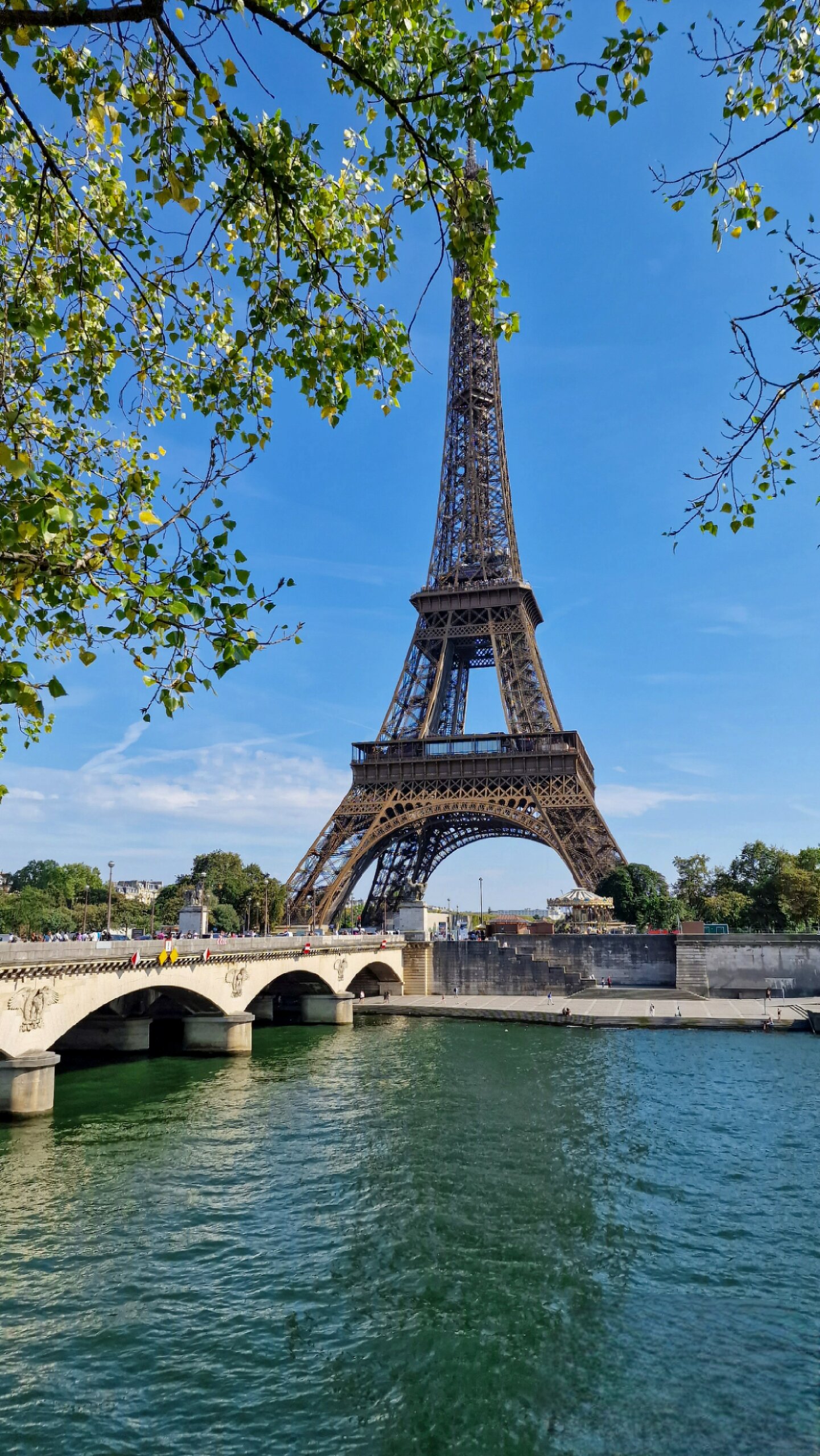 Paris Budget Travel